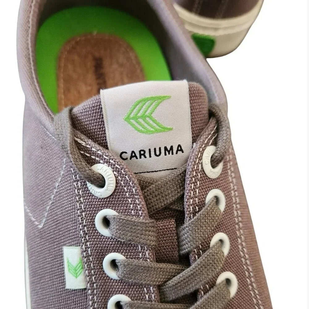Cariuma OCA Low Sneakers Grey Unisex Men’s 10.5 / Women’s 12 Organic Cotton